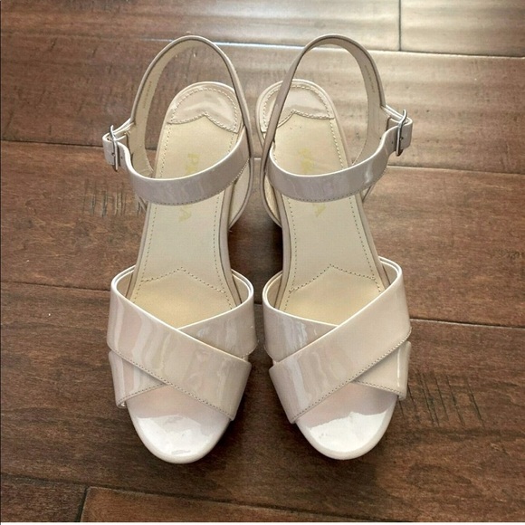 Nude patent leather Prada cork wedges - Picture 2 of 5